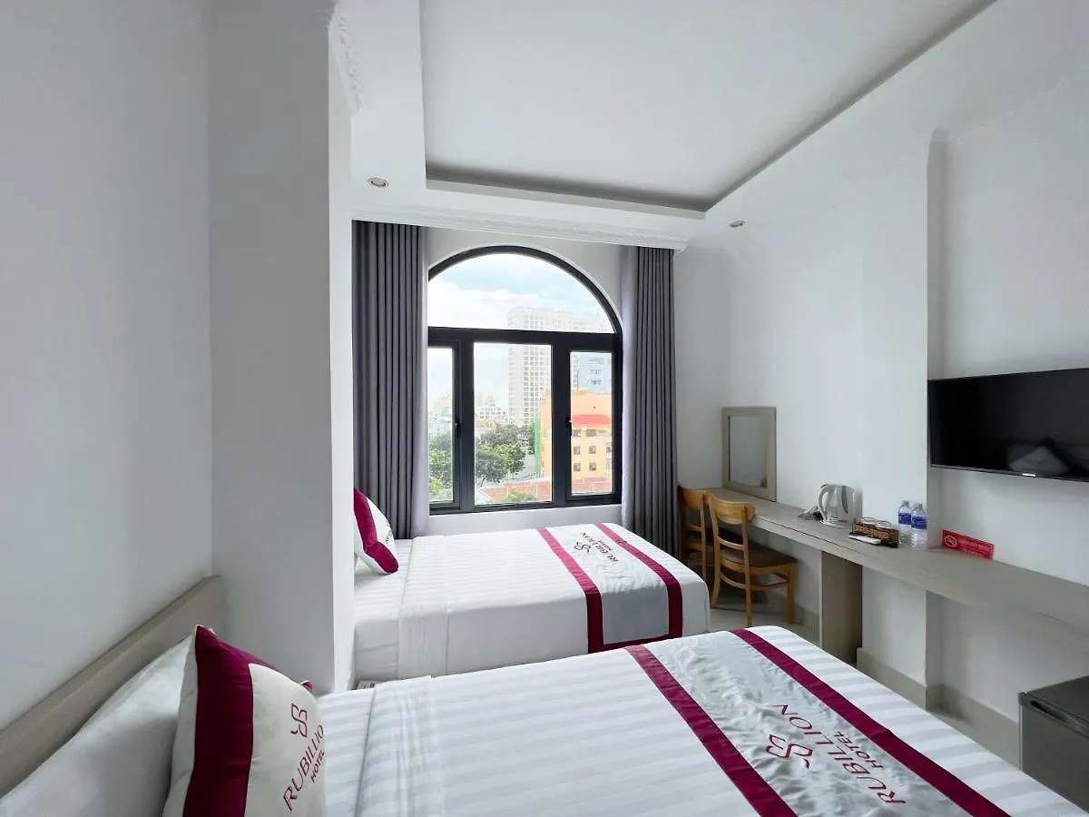 Rubillion Hotel - 5-Min Walking To Back Beach Vung Tau 3*,